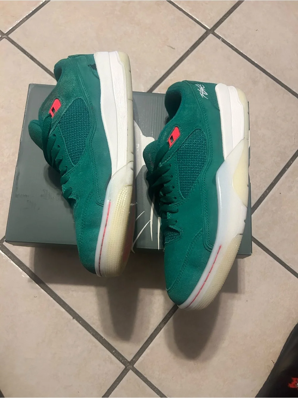 Jordan Flight Court Green Malachite Men’s Size 10.5 With Box